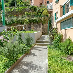  Apartment Il Giardino Di Italy
