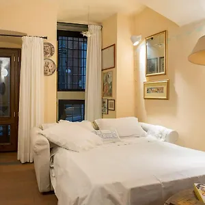 Il Rifugio Di Michelangelo.firenze,ponte Vecchio. Florencia